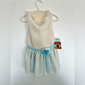 Martha Stewart Fuzzy White with Blue Tulle Skirt w Bow Dog Dress Size Large NWT